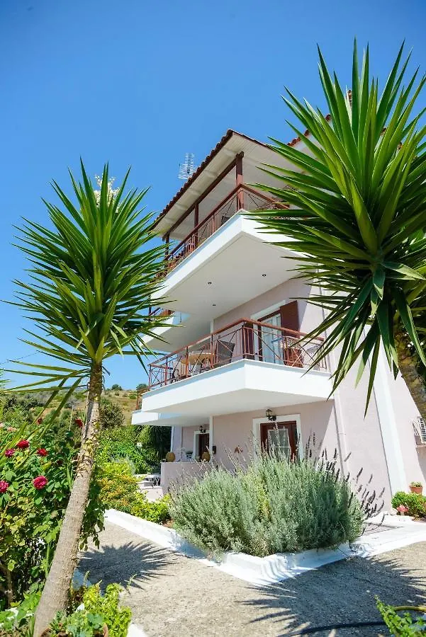 Maistrali Apartments Ratzaklíon